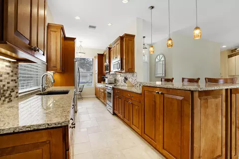 106 S Hampton Dr, Jupiter, FL 33458 photo 6