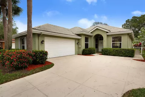 106 S Hampton Dr, Jupiter, FL 33458 photo 1