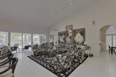 124 Victory Dr, Jupiter, FL 33477 photo 4