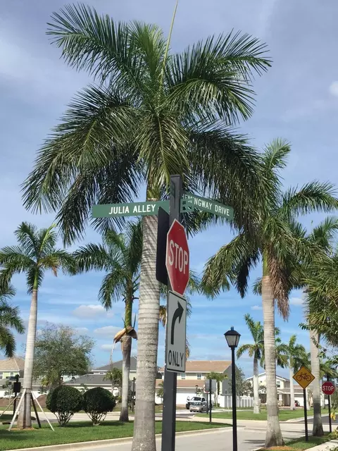 3223 Hemingway Dr, Jupiter, FL 33458 photo 23