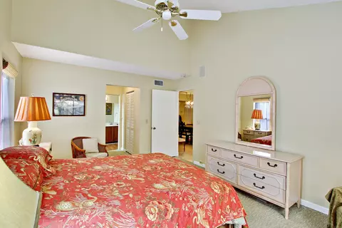 71 Maplecrest Cir, Jupiter, FL 33458 photo 16