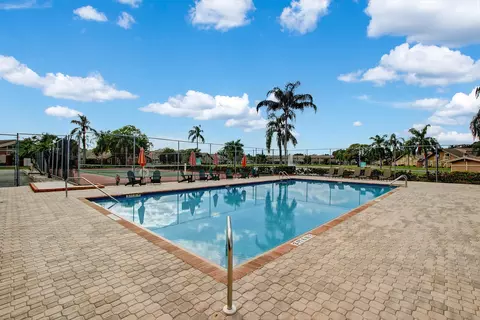71 Maplecrest Cir, Jupiter, FL 33458 photo 28