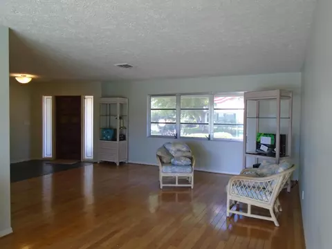 3402 SE Court Dr, Stuart, FL 34997 photo 4