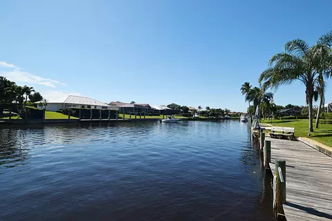3764 SE Fairway E, Stuart, FL 34997 photo 5