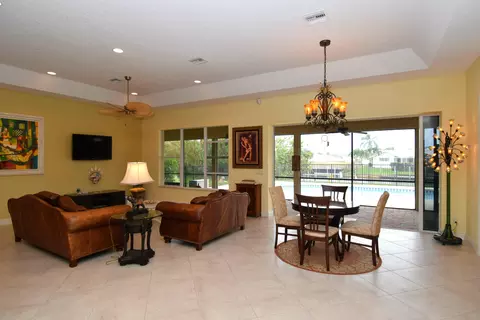 3764 SE Fairway E, Stuart, FL 34997 photo 7