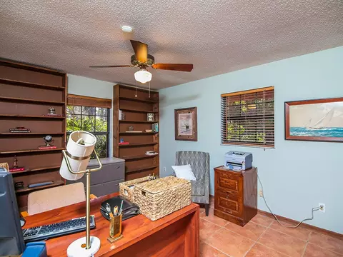 1120 SE Buttonwood Cir, Stuart, FL 34997 photo 21