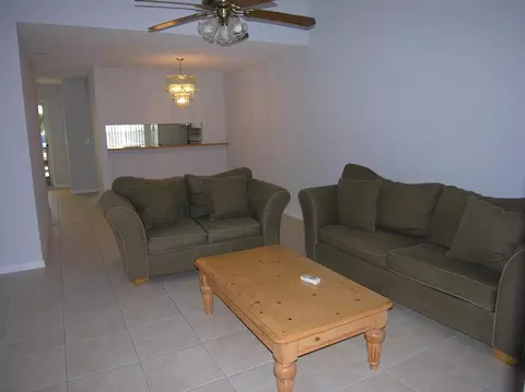 124 Deerfield Ct, Jupiter, FL 33458 photo 2