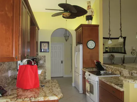 212 E River Park Dr, Jupiter, FL 33477 photo 5