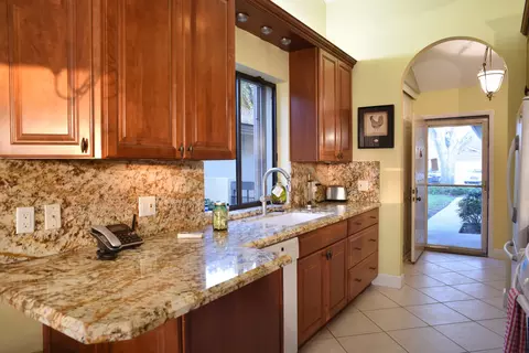 212 E River Park Dr, Jupiter, FL 33477 photo 8
