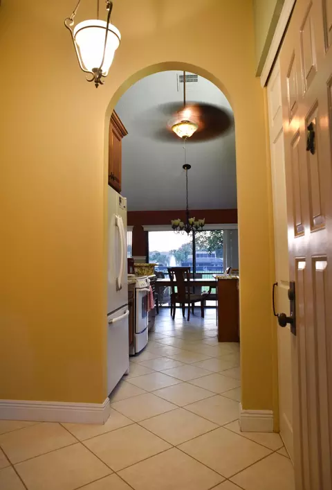 212 E River Park Dr, Jupiter, FL 33477 photo 4