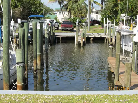 5635 SE Matousek St, Stuart, FL 34997 photo 38
