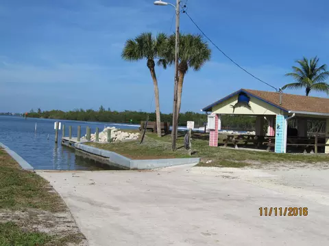 5635 SE Matousek St, Stuart, FL 34997 photo 40