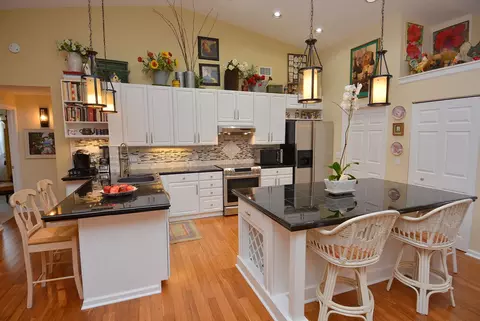 3822 SE Fairway W, Stuart, FL 34997 photo 9