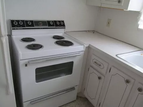 88 Markham E, Deerfield Beach, FL 33442 photo 7