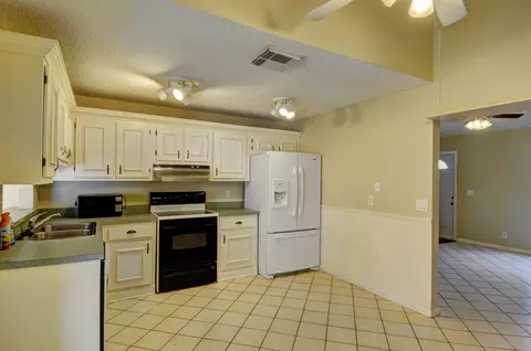 145 Banyan Cir, Jupiter, FL 33458 photo 8