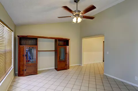 145 Banyan Cir, Jupiter, FL 33458 photo 2