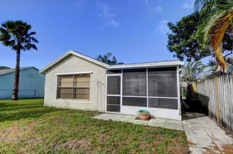 145 Banyan Cir, Jupiter, FL 33458 photo 19