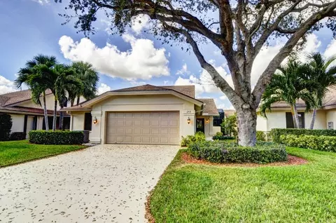 218 River Park Dr, Jupiter, FL 33477 photo 2