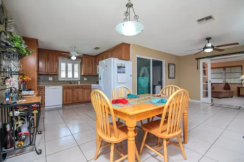 3330 SE Saint Lucie Blvd, Stuart, FL 34997 photo 9