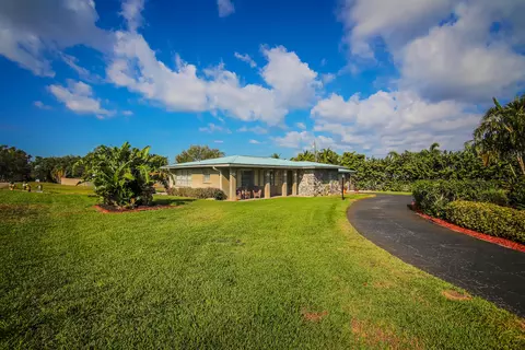 3330 SE Saint Lucie Blvd, Stuart, FL 34997 photo 4