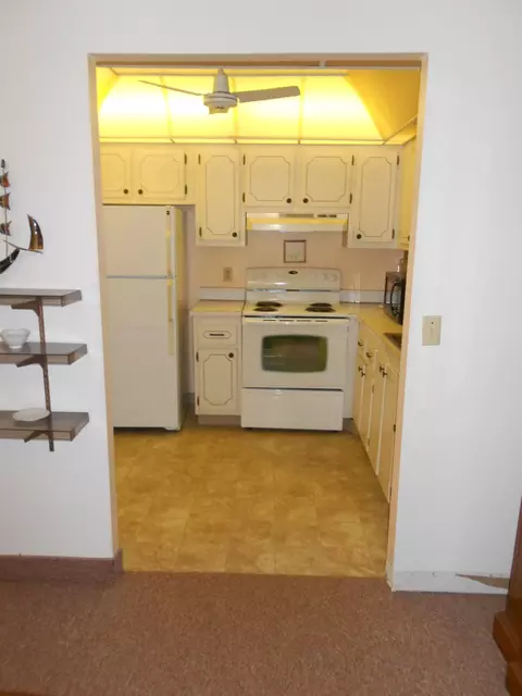 234 Monaco E, Delray Beach, FL 33446 photo 4
