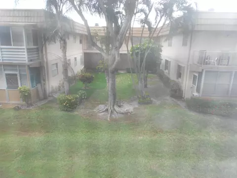 234 Monaco E, Delray Beach, FL 33446 photo 9