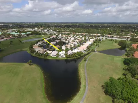 3360 E Greenview Ter E, Margate, FL 33063 photo 24