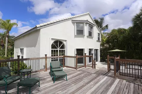 3360 E Greenview Ter E, Margate, FL 33063 photo 21