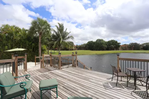 3360 E Greenview Ter E, Margate, FL 33063 photo 19