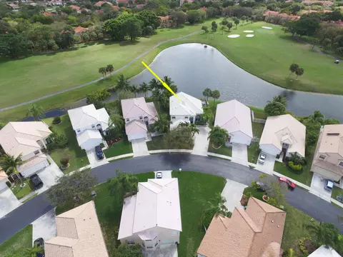 3360 E Greenview Ter E, Margate, FL 33063 photo 28