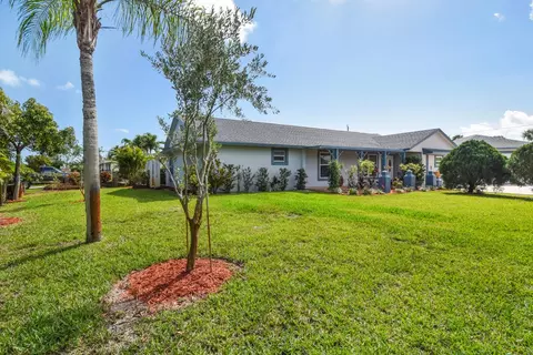 4019 SE Robertson Rd, Stuart, FL 34997 photo 3