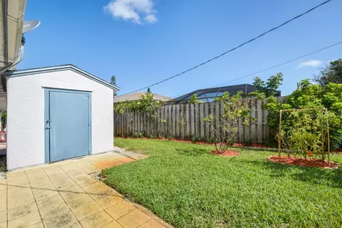4019 SE Robertson Rd, Stuart, FL 34997 photo 6
