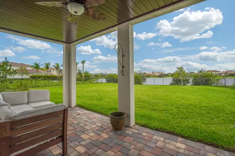 136 Manor Cir, Jupiter, FL 33458 photo 39