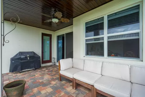 136 Manor Cir, Jupiter, FL 33458 photo 40