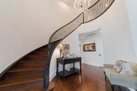 136 Manor Cir, Jupiter, FL 33458 photo 8