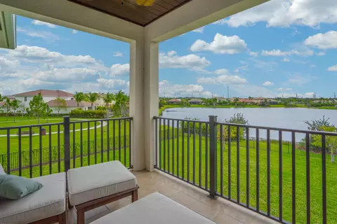 136 Manor Cir, Jupiter, FL 33458 photo 36