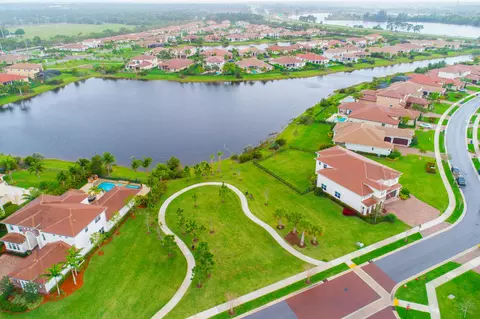 136 Manor Cir, Jupiter, FL 33458 photo 46