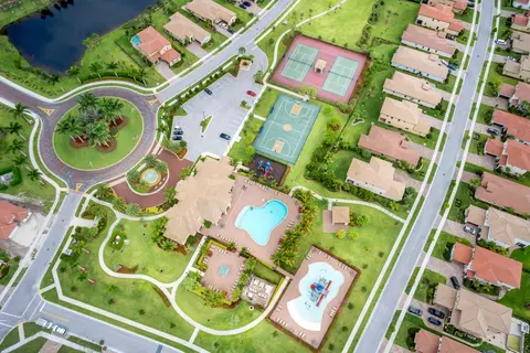 136 Manor Cir, Jupiter, FL 33458 photo 49