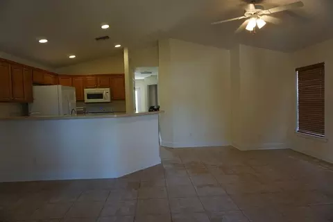 3024 SE Orange Tree Pl, Stuart, FL 34997 photo 6