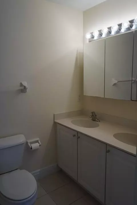 3024 SE Orange Tree Pl, Stuart, FL 34997 photo 9