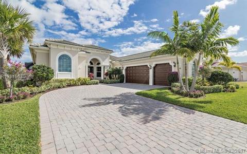 152 Partisan Ct, Jupiter, FL 33478 photo 2