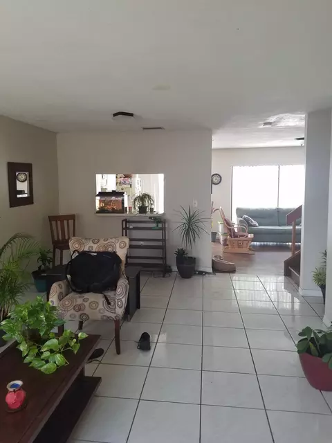 6367 NW 190th Ter, Hialeah, FL 33015 photo 12
