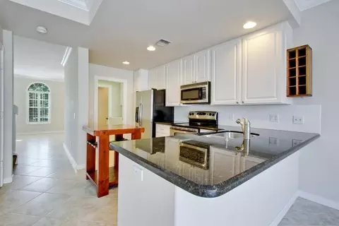 237 New Haven Blvd, Jupiter, FL 33458 photo 4
