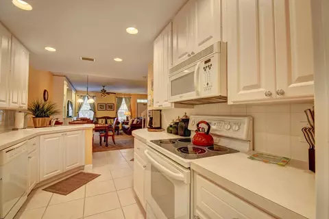 127 Radcliffe Ct, Jupiter, FL 33458 photo 11