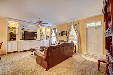 127 Radcliffe Ct, Jupiter, FL 33458 photo 4