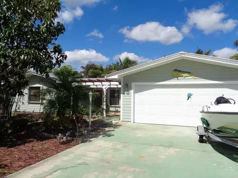 5555 SE Matousek St, Stuart, FL 34997 photo 3