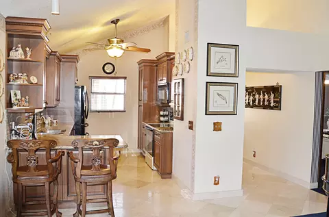 112 Maplecrest Cir, Jupiter, FL 33458 photo 8