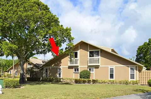 112 Maplecrest Cir, Jupiter, FL 33458 photo 3