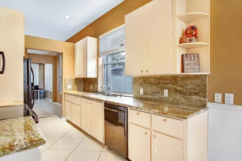 196 Hampton Pl, Jupiter, FL 33458 photo 7
