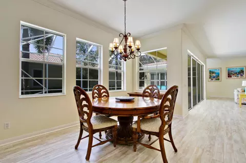 122 Florence Dr, Jupiter, FL 33458 photo 8